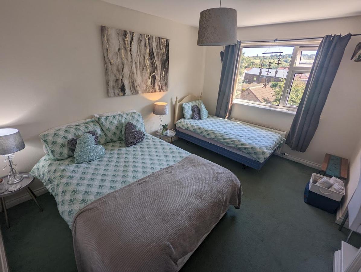 Fieldside View Sleeps 7 Village Near Whitby Sleights Dış mekan fotoğraf
